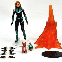 Marvel Select: Captain Marvel (Starforce Uniform Version) Action Figure