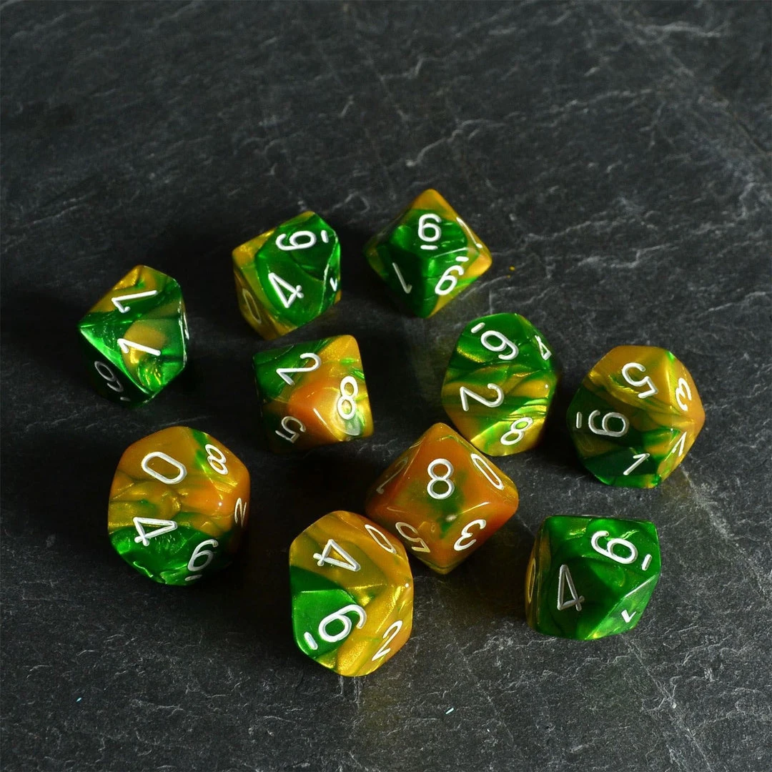Chessex Gemini D10 Set Gold/Green/White 4 Chessex Gemini D10 Set Gold/Green/White